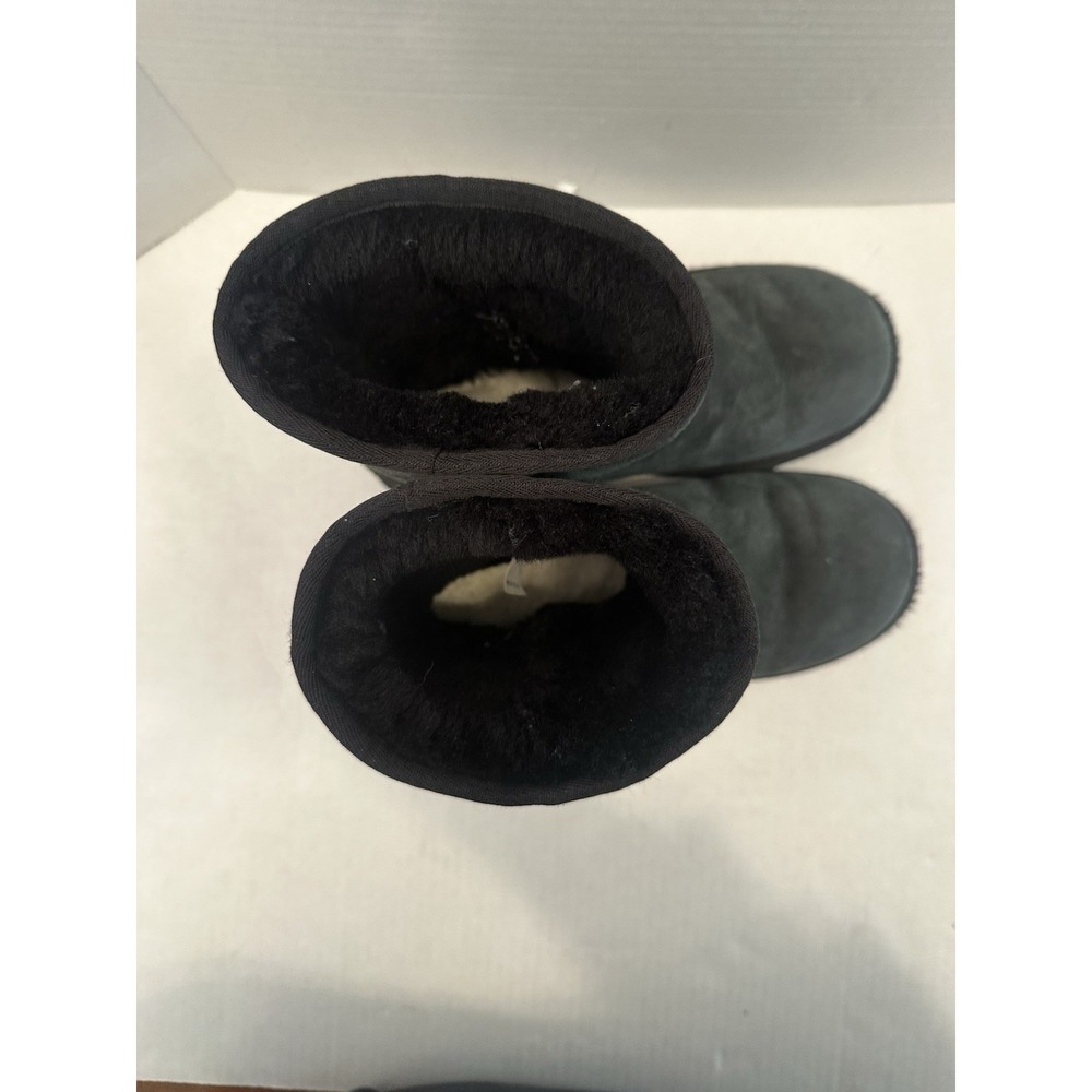 Ugg Classic II Short Black Boots Size 6 - Picture 12 of 16